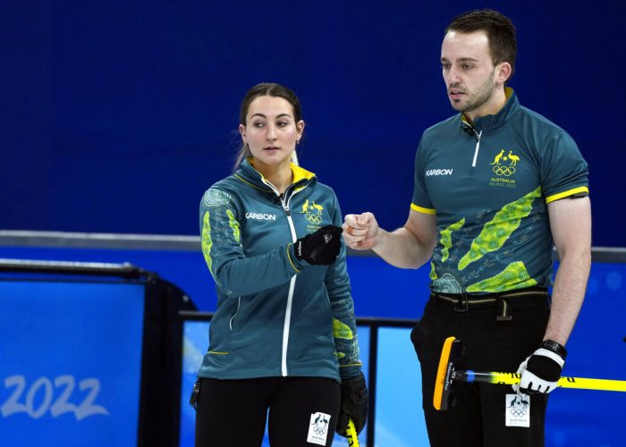 Two Aussie curlers out of Games due to COVID